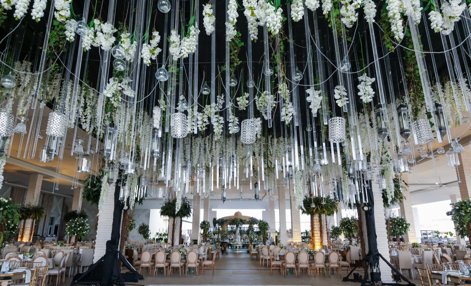 Real couple wedding celebration at The Grand at Moon Palace Resort Cancun