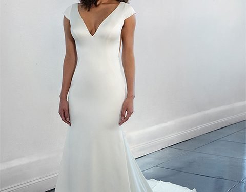 Suggestions for Selecting Satin Wedding Dresses – Pretty Pleased Love – Wedding Blog