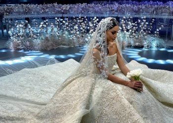 Outstanding Wedding Setup For This Beautiful Bride !