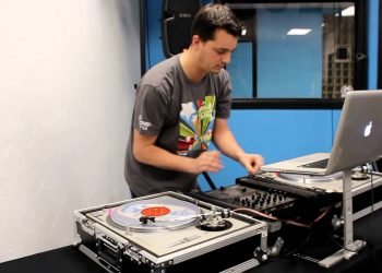 How To Properly Mix Songs – Wedding DJ 101