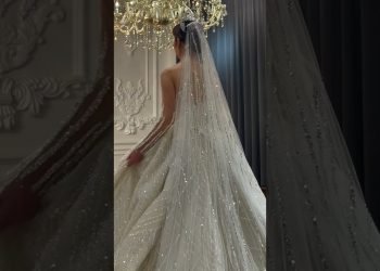Amanda Novias luxury wedding dress collection 2022 amazing sparkling hand beading