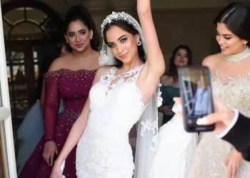 This Egyptian Wedding Will Make You Want To Jump Up and Dance!