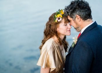 A day stuffed with love! Lisa & Duncan’s beach wedding in Kent, with Benjamin Toms Photography