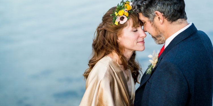 A day stuffed with love! Lisa & Duncan’s beach wedding in Kent, with Benjamin Toms Photography