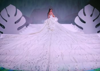 Jungle Wedding: Transforming An Empty Hall Into An Enchanted Forest