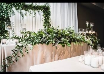 Greenery Filled Wedding Reception – Stage Decor