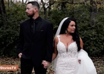 Groom Cries When He Sees Bride's Wedding Dress