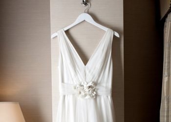 Shooting the Wedding Dress – Walk Through a Wedding with Justin and Mary