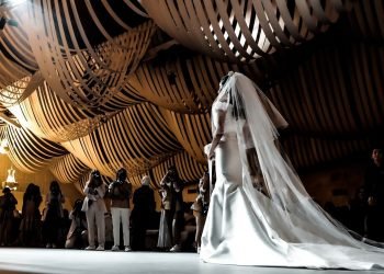 Iconic Kuwaiti Wedding Inspired By Chanel Fashion House !