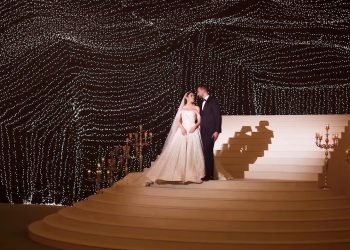 A Million Fairy Lights In This Wedding Celebration!