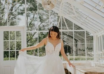 Country Wedding Dresses for a Rustic Wedding