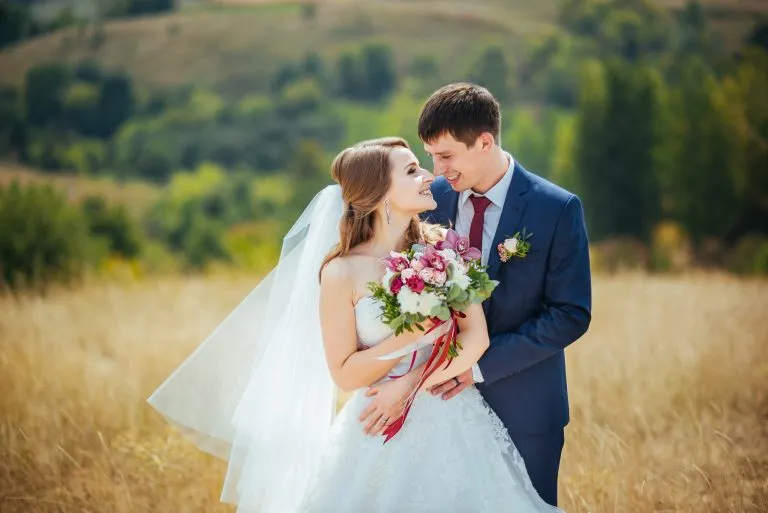 DON'T DOWNPLAY Your INTIMATE WEDDING (even when on a BUDGET)