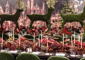 A Christmas Themed Winter Wedding In Cairo