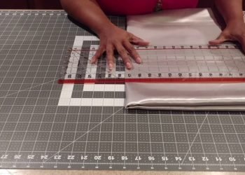 No Sew DIY Wedding Table Runner
