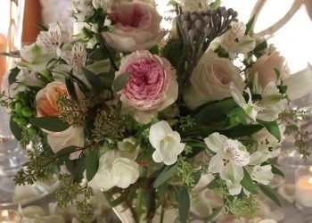 Rustic Wedding Reception Ideas and Inspiration | Rustic Wedding Table Setting Decor