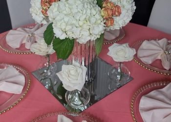 Coral Wedding Table Decor/ Table Setting Ideas/ Luxury Decor