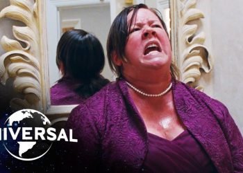 Bridesmaids | Food Poisoning on the Bridal Shop