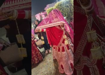 Bride entry#wedding#indian wedding#viral #ytshort#love#view#motivation#subscribe#growth#surekha