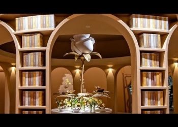 Embrace Your Inner Bookworm With This Box Of Wedding Favours???? #shorts #lebaneseweddings