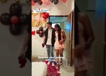 OYO room decoration girlfriend and boyfriend couples