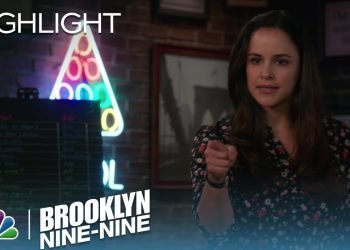 Brooklyn Nine-Nine – Amy Assigns Jobs to Everyone for Rosa's Wedding (Episode Highlight)