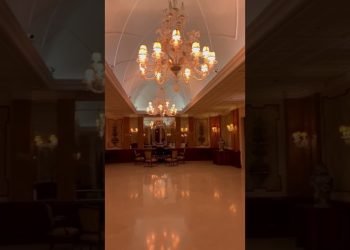 Did we discover the perfect venue for an intimate wedding in Venice?