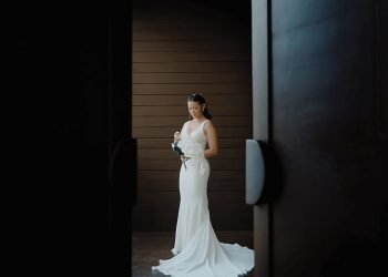 A Fun and Intimate Wedding In Shangri-la Boracay, Philippines | Andy and Moy