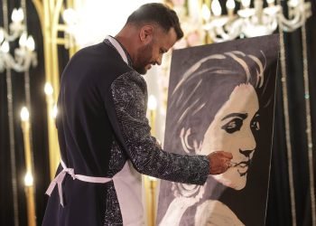 Indian Groom Surprises Bride At Wedding With Her Live Painting, #SabrKaRang ShubhArt TheChicgazette