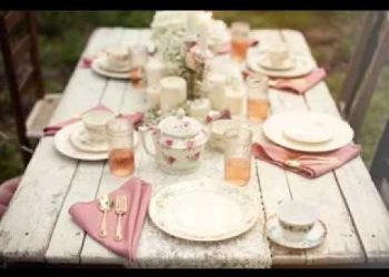 Easy Vintage wedding table decorating ideas