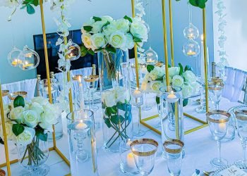 Beautiful Wedding Centrepieces/ Table decoration ideas for wedding or birthday/ Balloons Garland