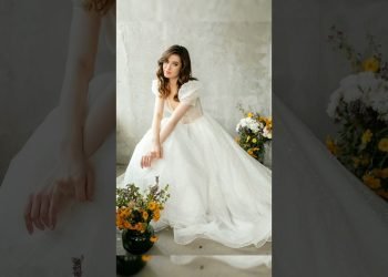 which one best /????beautiful wedding dress????#short video