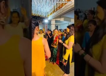 लग्न सोहळा हळदी कार्यक्रम व्हिडिओ marathi wedding video #shorts #reel #navrial #navra #haldidance