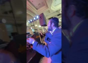 JEWISH WEDDING HITTING HARD ❤️‍???? #dance #music #jewish #dj #viral #hasidic