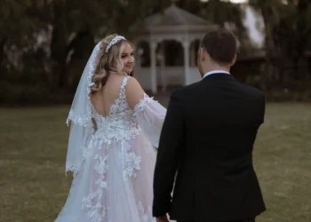 Real Essense of Australia Bride Georgina + Stefan – Pretty Blissful Love – Wedding Blog