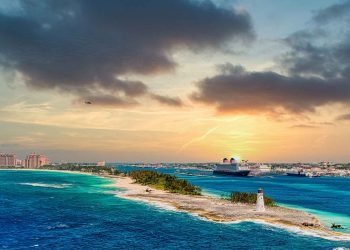 How to Plan a Dreamy Destination Wedding in the Bahamas