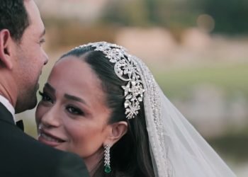 Epic Wedding Party In Cairo With Amr Diab Live Performing!