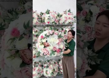 Table Centerpiece Floral Ball Wedding Table Deor Flower Arrangement #table #wedding #backdrop