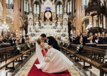 Real Martina Liana Bride Ashley + Joaquin – Pretty Completely satisfied Love – Wedding Blog