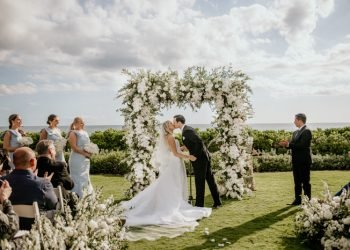 What to Write in Wedding Thank You Cards