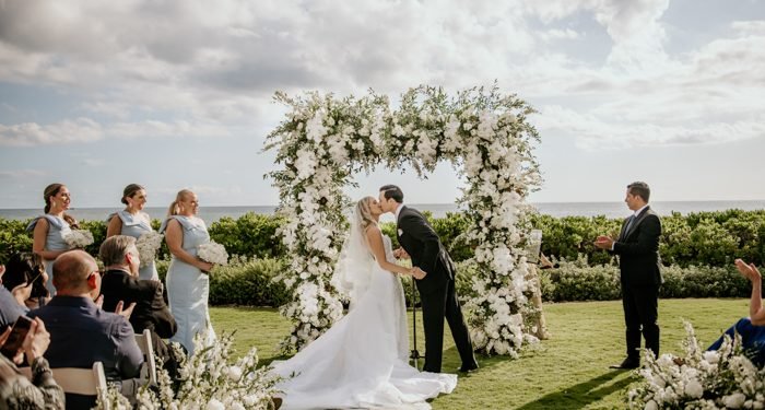 What to Write in Wedding Thank You Cards