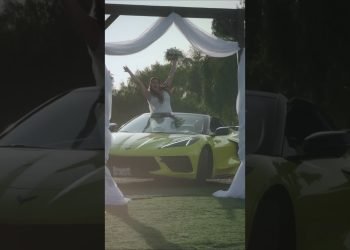 Your love story, our lens. ????????