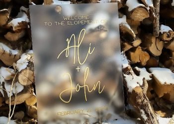 DIY Acrylic Welcome Sign | Cricut Wedding Custom Sign with Vinyl