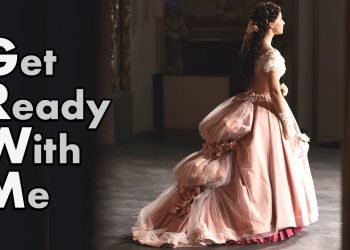 Getting Dressed as Christine Daaé — GRWM Victorian Masquerade Dress | Phantom of the Opera