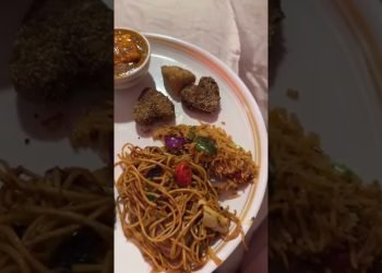What I Eat In A Day at My Best Friends Wedding #shorts #ashortaday #whatieatinaday #wedding