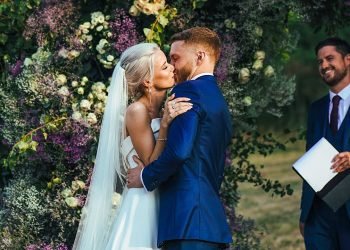 A DREAM WEDDING IN A FRENCH CHATEAU | INTHEFROW