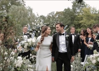 Elegant and Emotion Micro-Wedding in Connecticut