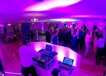 MARATHON DANCE SET AT A WEDDING | Wedding DJ Gig Log