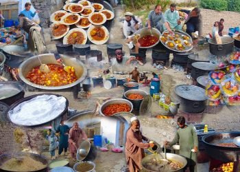 Delicious Afghanistan wedding ceremony | Afghanistan village food | Cooking Kabuli Pulao in wedding