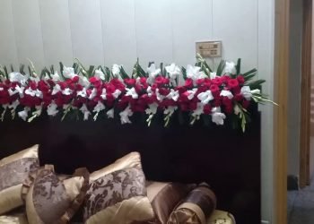 Bridal Bedroom Decoration With Fresh Flowers | Wedding Room Decoration Ideas