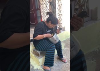 Mummy Ki Chori Pakadi Gayi ???? #shortsindia #ytshortsindia  #shivanibhatt